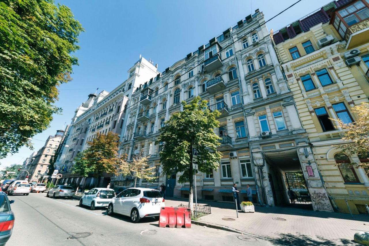 קייב Luxury Beatiful Apartment On Pyshkinska Street מראה חיצוני תמונה